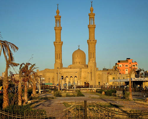 Aldahaar Mosque, Hurghada. Foto: Tanya.K